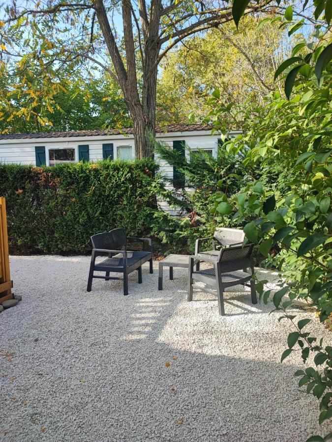 Mobil Home Tout Confort 6 Personnes Climatise Au Pied Du Luberon Ла Рок д'Онтерон Екстериор снимка