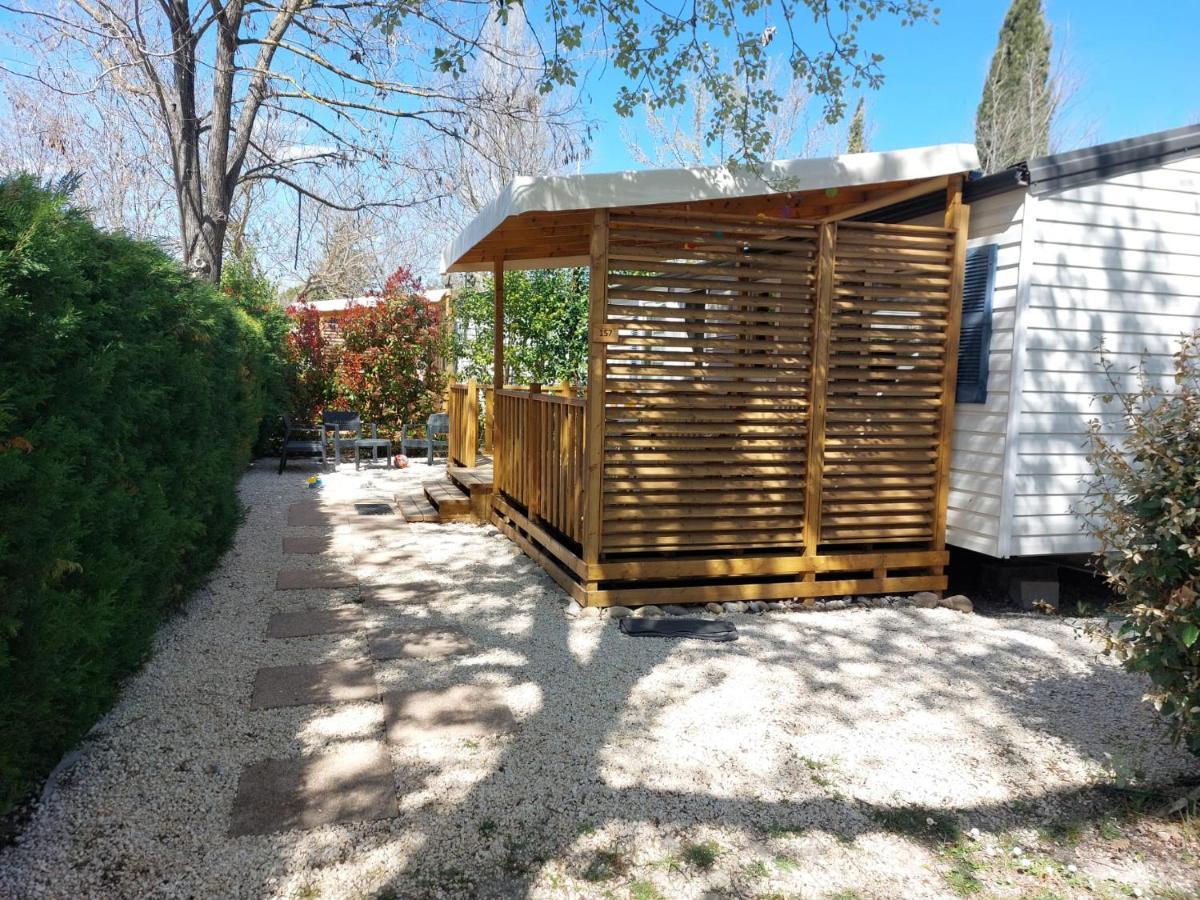 Mobil Home Tout Confort 6 Personnes Climatise Au Pied Du Luberon Ла Рок д'Онтерон Екстериор снимка
